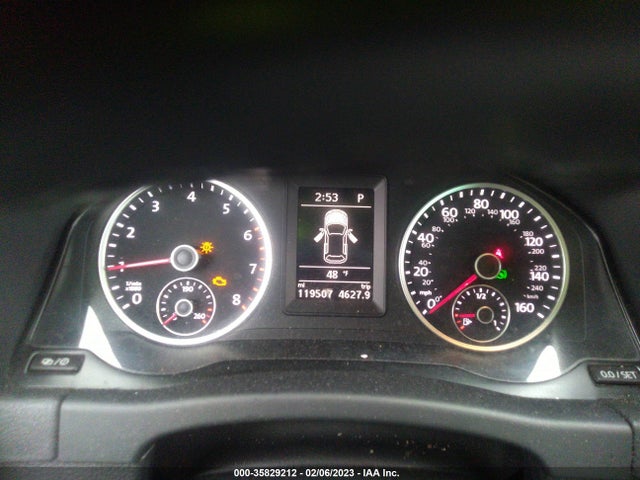 Volkswagen TIGUAN S 2015 WVGAV7AX2FW588205 Image 8