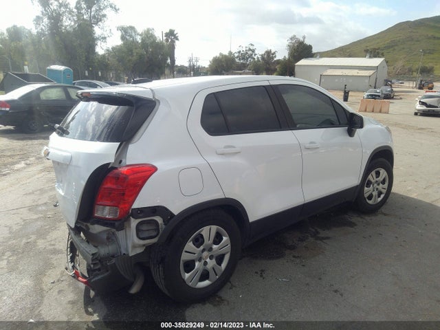 Chevrolet TRAX LS 2018 KL7CJKSB3JB721517 Image 4