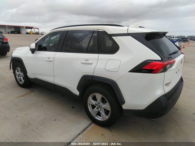Toyota Rav4 Xle 2019 JTMW1RFV6KD006329 Image 3