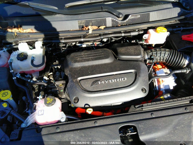 2022 Chrysler Pacifica Hybrid, VIN: 2C4RC1L77NR127385