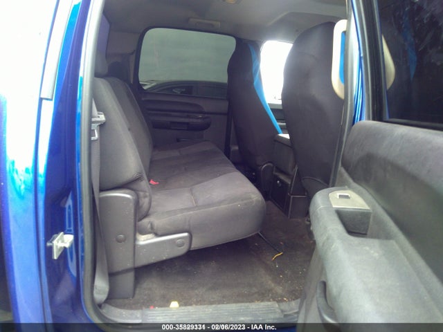 2011 CHEVROLET SILVERADO 1500 LT VIN: 3GCPCSE06BG330525