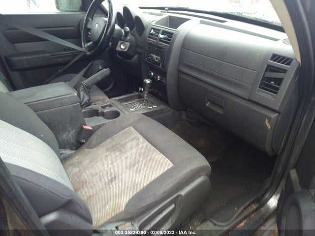Dodge Nitro Heat 2010 1D4PT4GK7AW163184 Image 6