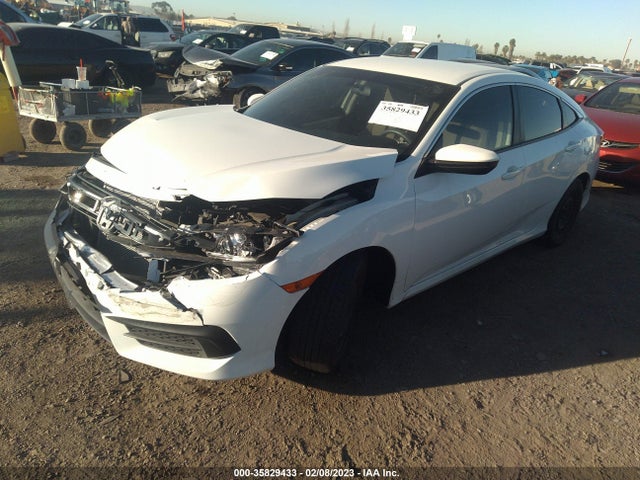Honda CIVIC SEDAN 2018 2HGFC2F55JH555458 Image 2
