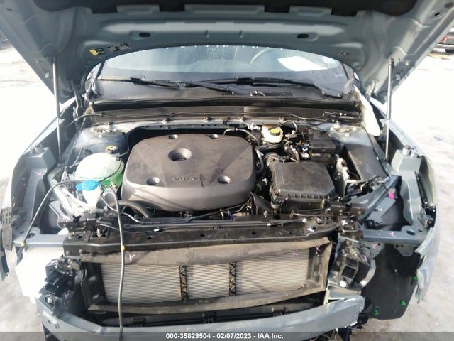 2021 Volvo XC40, VIN: YV4162UM0M2487459