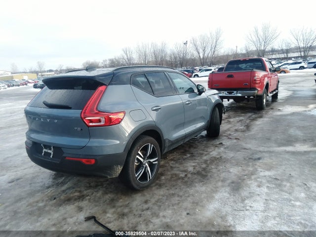 2021 Volvo XC40, VIN: YV4162UM0M2487459