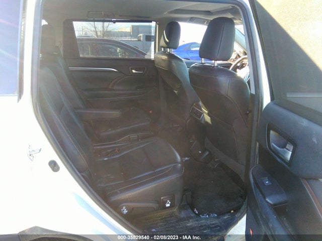 Toyota Highlander Limited 2015 5TDDKRFH3FS215391 Image 9
