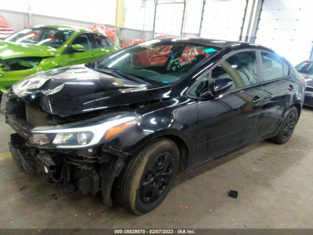 3KPFK4A7XHE054027 KIA FORTE LX