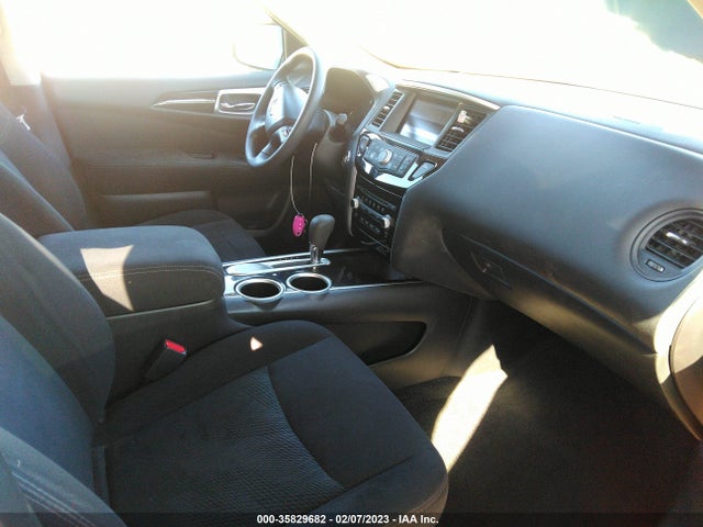 2016 Nissan Pathfinder, VIN: 5N1AR2MN6GC608380