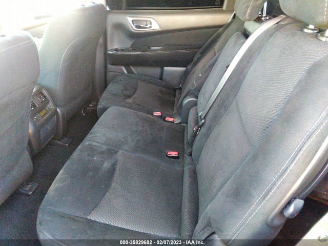 2016 Nissan Pathfinder, VIN: 5N1AR2MN6GC608380