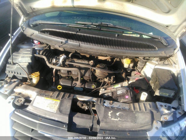 1C4GP45R55B115388 Chrysler Town & Country