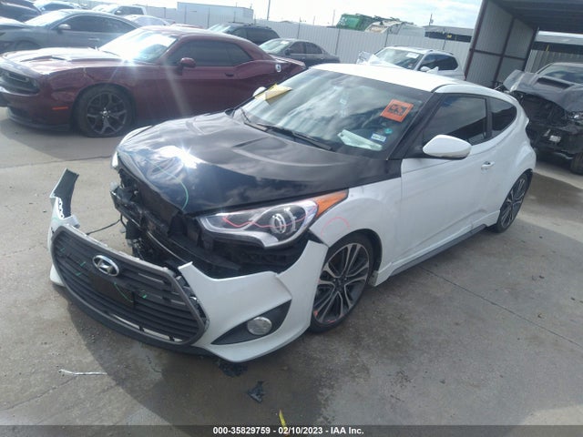 2016 Hyundai Veloster, VIN: KMHTC6AE8GU272991