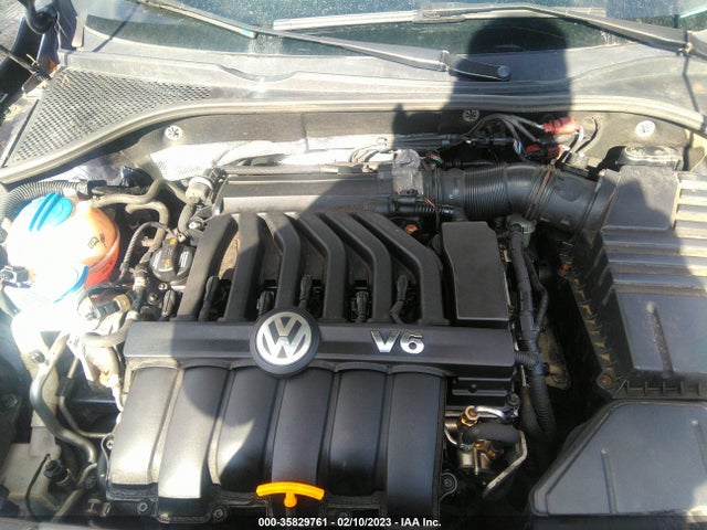 1VWBM7A3XDC012933 Volkswagen Passat Se W/sunroof