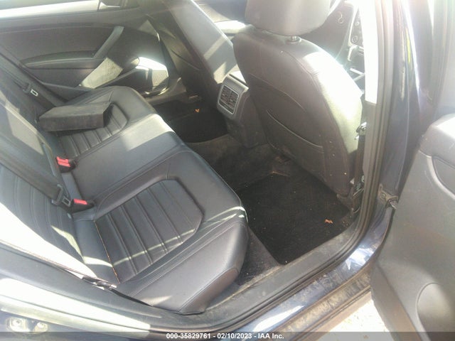 1VWBM7A3XDC012933 Volkswagen Passat Se W/sunroof