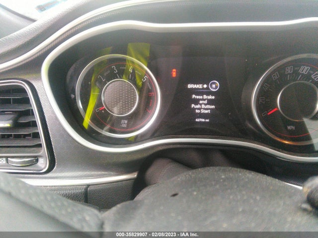 Dodge Challenger 2016 2C3CDZFJ1GH201440 Image 8