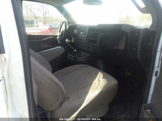 2017 GMC Savana, VIN: 1GTW7AFF2H1909385