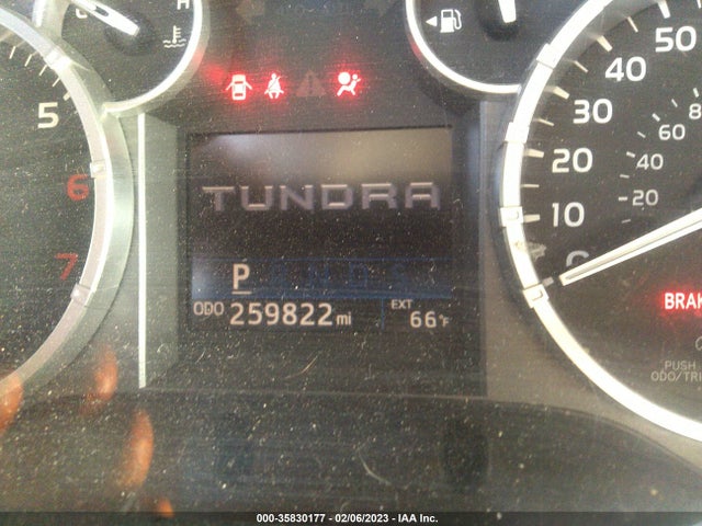 2015 Toyota Tundra, VIN: 5TFHY5F17FX426437