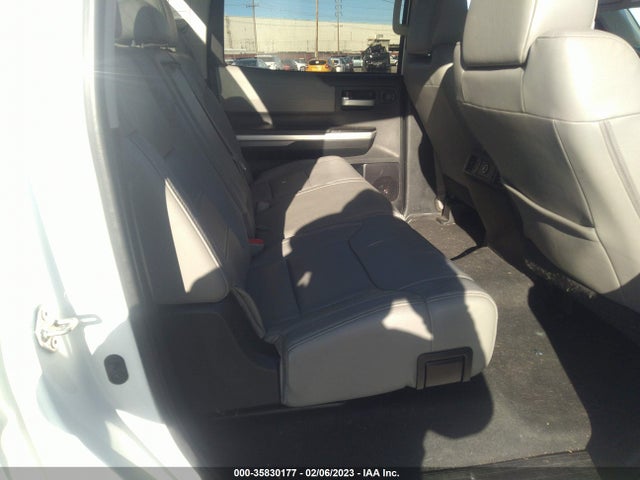 2015 Toyota Tundra, VIN: 5TFHY5F17FX426437