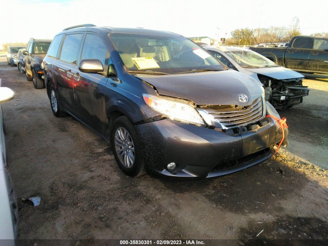 2015 Toyota Sienna, VIN: 5TDYK3DC5FS591421