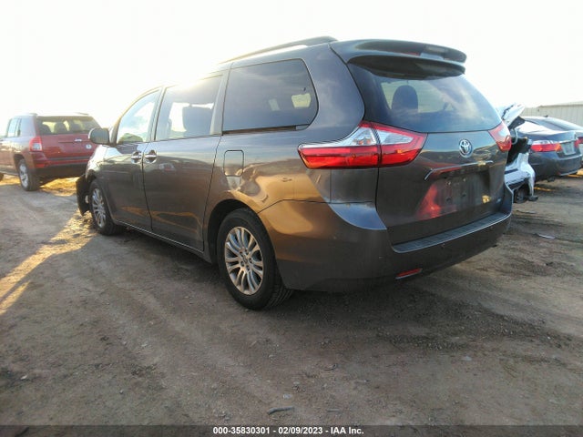 2015 Toyota Sienna, VIN: 5TDYK3DC5FS591421