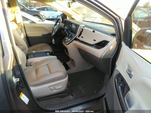 2015 Toyota Sienna, VIN: 5TDYK3DC5FS591421