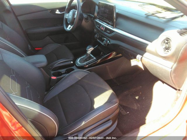 3KPF54AD8PE516418 KIA Forte Gt-line
