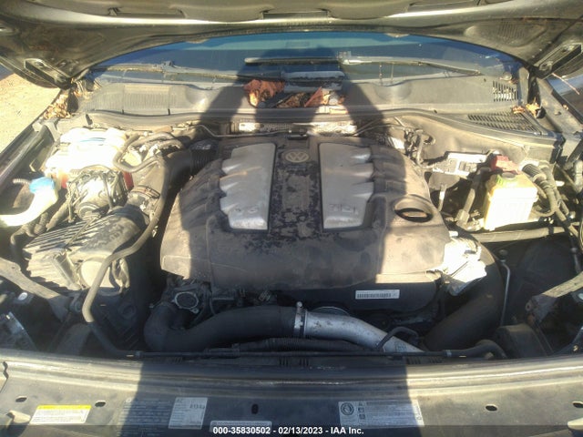 Volkswagen Touareg Lux 2012 WVGFK9BP1CD003159 Image 11