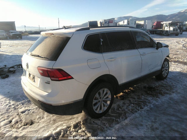3VV2B7AXXJM095562 Volkswagen Tiguan Sel/se