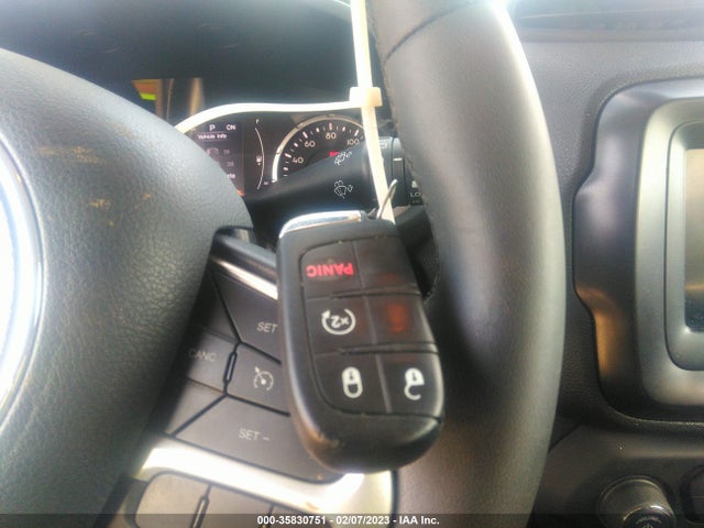 Jeep Renegade Latitude 2018 ZACCJABB3JPJ19085 Image 3