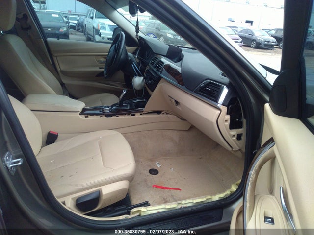 BMW 3 Series 320i 2016 WBA8E1G56GNU12364 Image 6