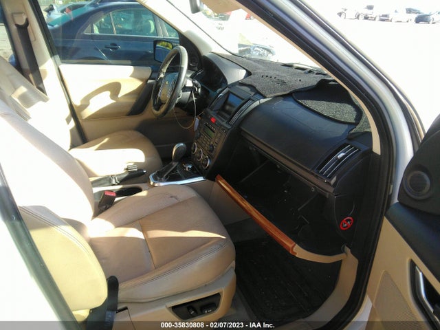 SALFT2BN1AH206512 Land Rover LR2 HSE