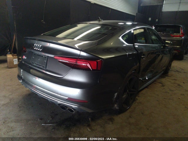 WAUC4CF51JA027271 Audi S5 Sportback Prestige