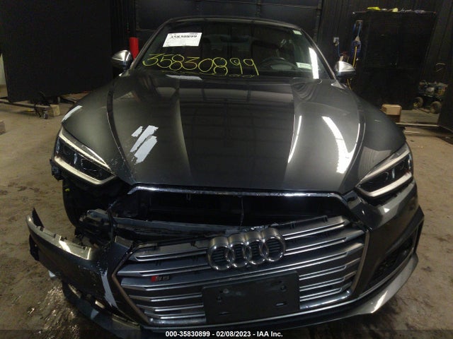 WAUC4CF51JA027271 Audi S5 Sportback Prestige