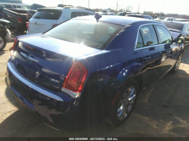 2C3CCARG8JH165791 Chrysler 300 Touring
