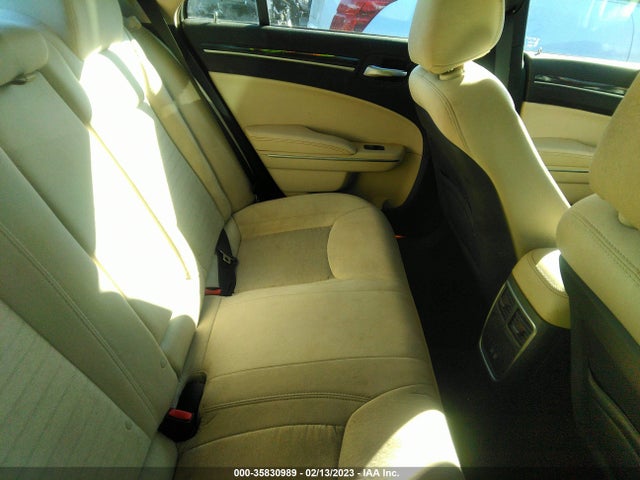 2C3CCARG8JH165791 Chrysler 300 Touring
