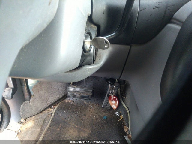 Dodge Caravan Base 2000 2B4GP2534YR811906 Image 3