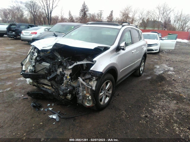 2015 Toyota RAV4, VIN: 2T3RFREV6FW390055