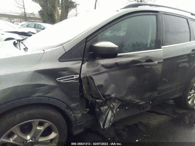 1FMCU0GX3EUA04222 Ford ESCAPE SE