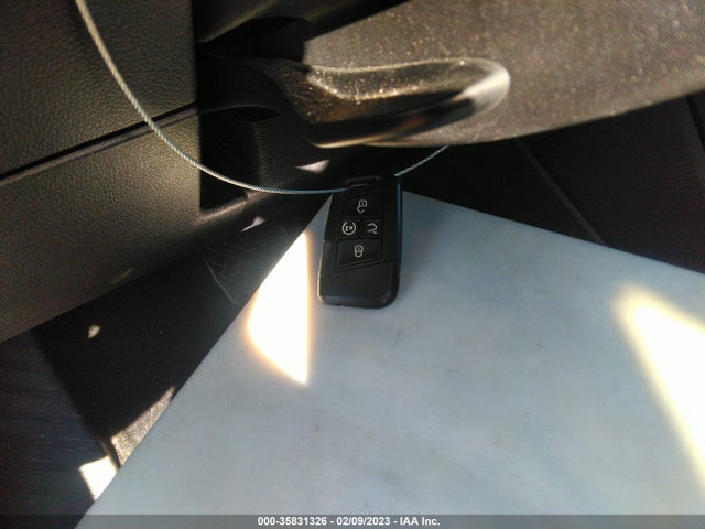 3VV4B7AX9JM113459 Volkswagen Tiguan Sel Premium