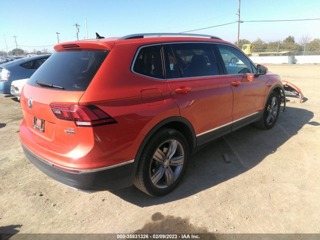 3VV4B7AX9JM113459 Volkswagen Tiguan Sel Premium