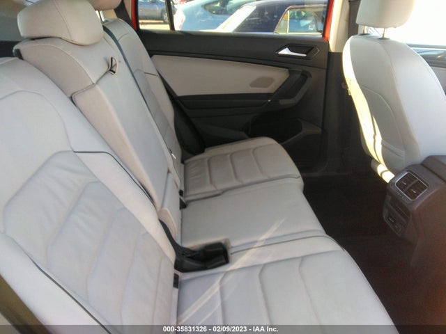 3VV4B7AX9JM113459 Volkswagen Tiguan Sel Premium