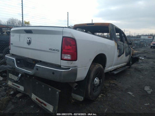 3C6UR5DL9JG278229 RAM 2500 Slt