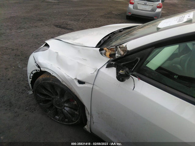 Tesla Model Y Performance 2021 5YJYGDEF8MF264593 Image 7