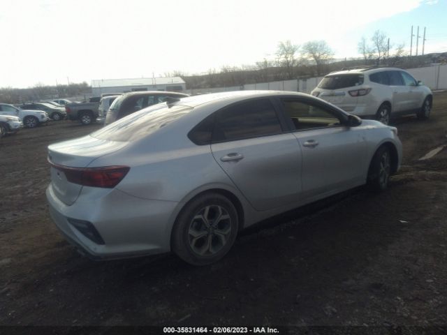 3KPF24AD8KE090649 KIA Forte Lxs