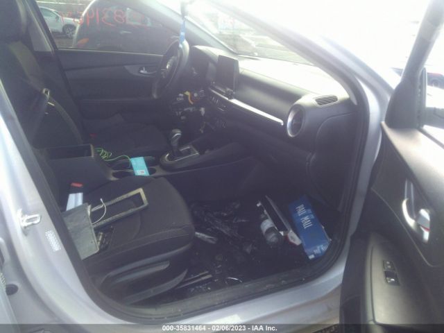 3KPF24AD8KE090649 KIA Forte Lxs