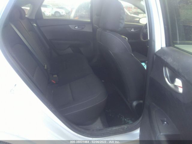 3KPF24AD8KE090649 KIA Forte Lxs