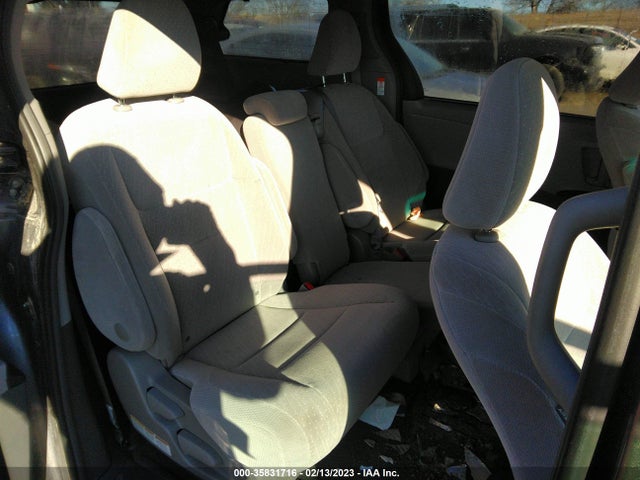 Toyota SIENNA LE 2017 5TDKZ3DC5HS858223 Image 9