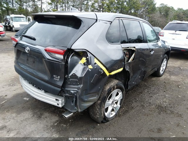 2021 Toyota RAV4, VIN: 2T3P1RFV9MC202048