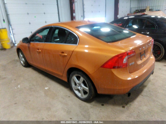 Volvo S60 T5 2012 YV1622FSXC2042025 Image 3