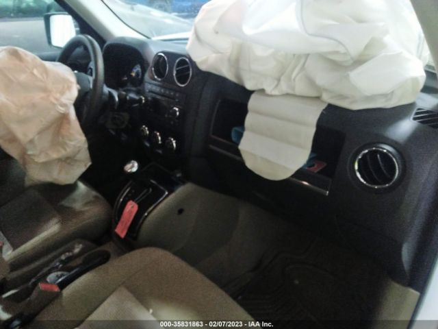 1C4NJPBA2HD148995 Jeep Patriot Sport