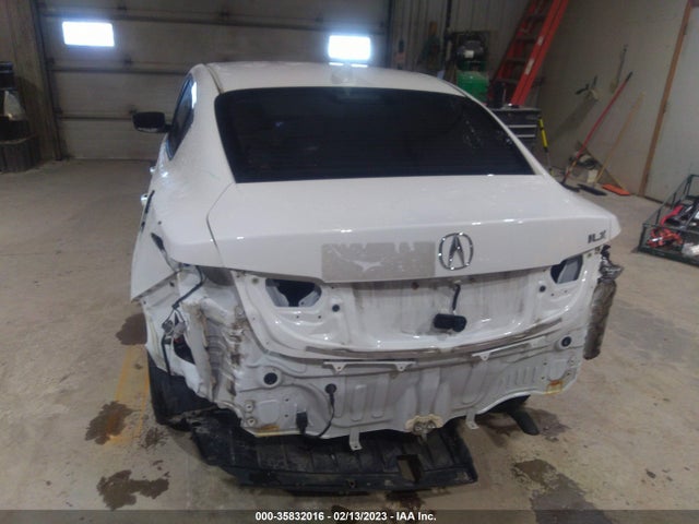 2017 Acura ILX, VIN: 19UDE2F31HA005246